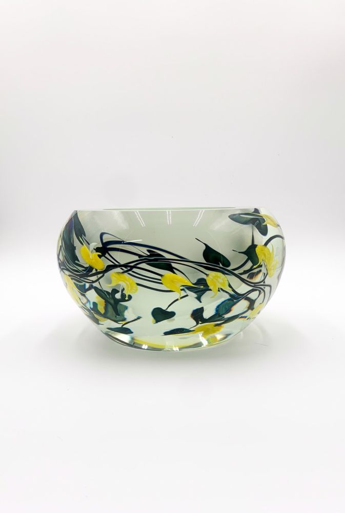 Tim Lotton - Off the Vine Bleeding Heart Bowl with Frosted Interior